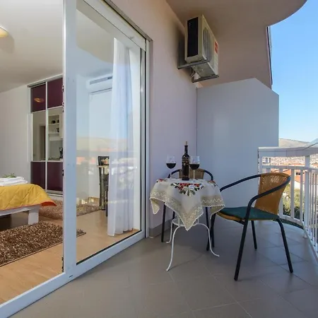 With A Parking Space - 15440 Trogir