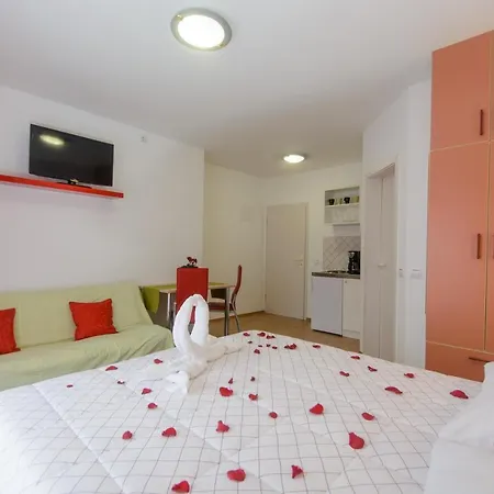 Apartment With A Parking Space - 15440