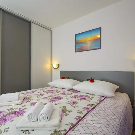 Apartment With A Parking Space - 15440
