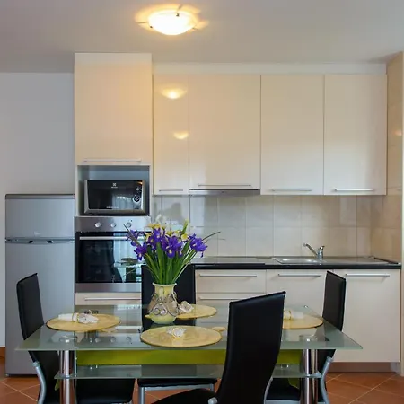 With A Parking Space - 15440 Apartment *