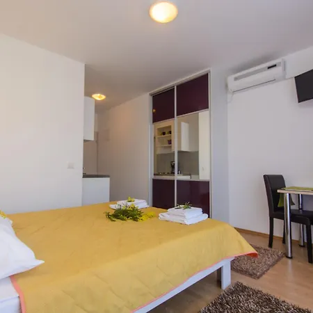 Apartment With A Parking Space - 15440
